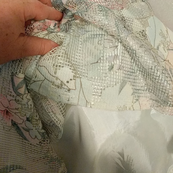 One ❤️ Clothing Los Angeles Floral Dress - Picture 8 of 8